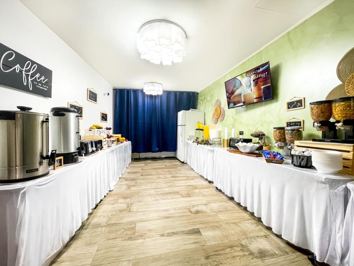 Sea Angel Hotel Beverley Beach Екстериор снимка