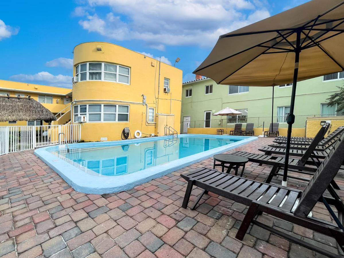 Sea Angel Hotel Beverley Beach Екстериор снимка